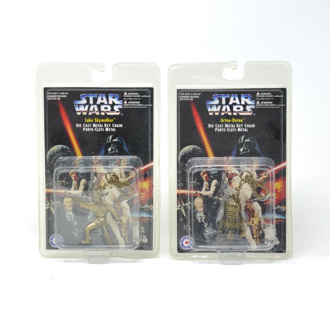 Null STAR WARS

Set of two metal keychains.

-Artoo Detoo

-Luke Skywalker

Plac&hellip;