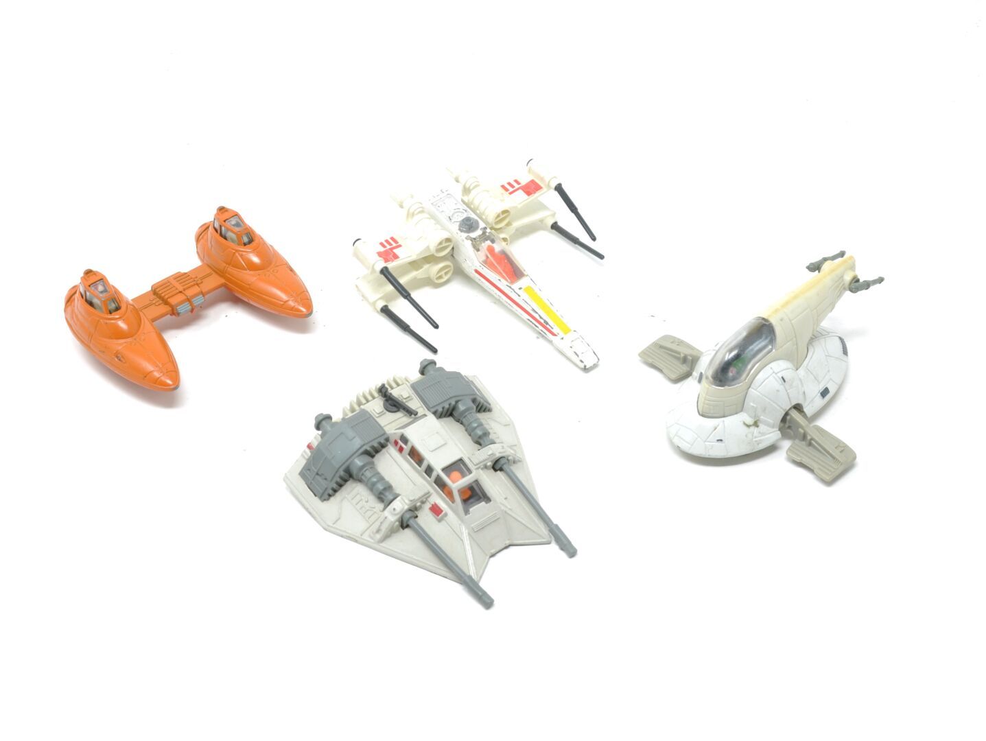 Null STAR WARS

"Twin-Pod - Cloud car", "Slave One", "Snow speeder" and "X-wing"&hellip;