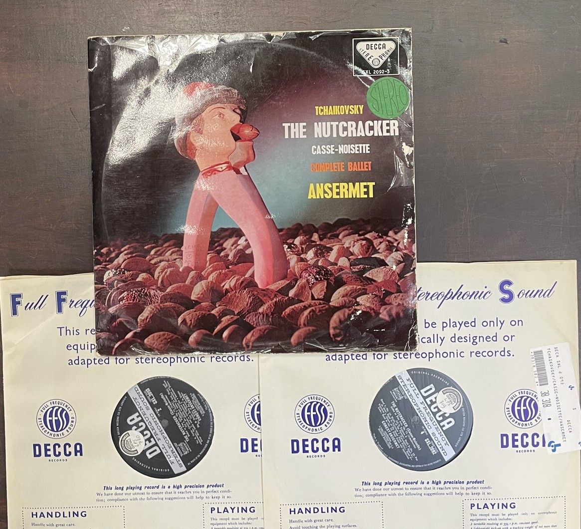 Ernest ANSERMET Eine Doppelscheibe 33T - Ernest Ansermet/Dirigent, Label Decca

&hellip;