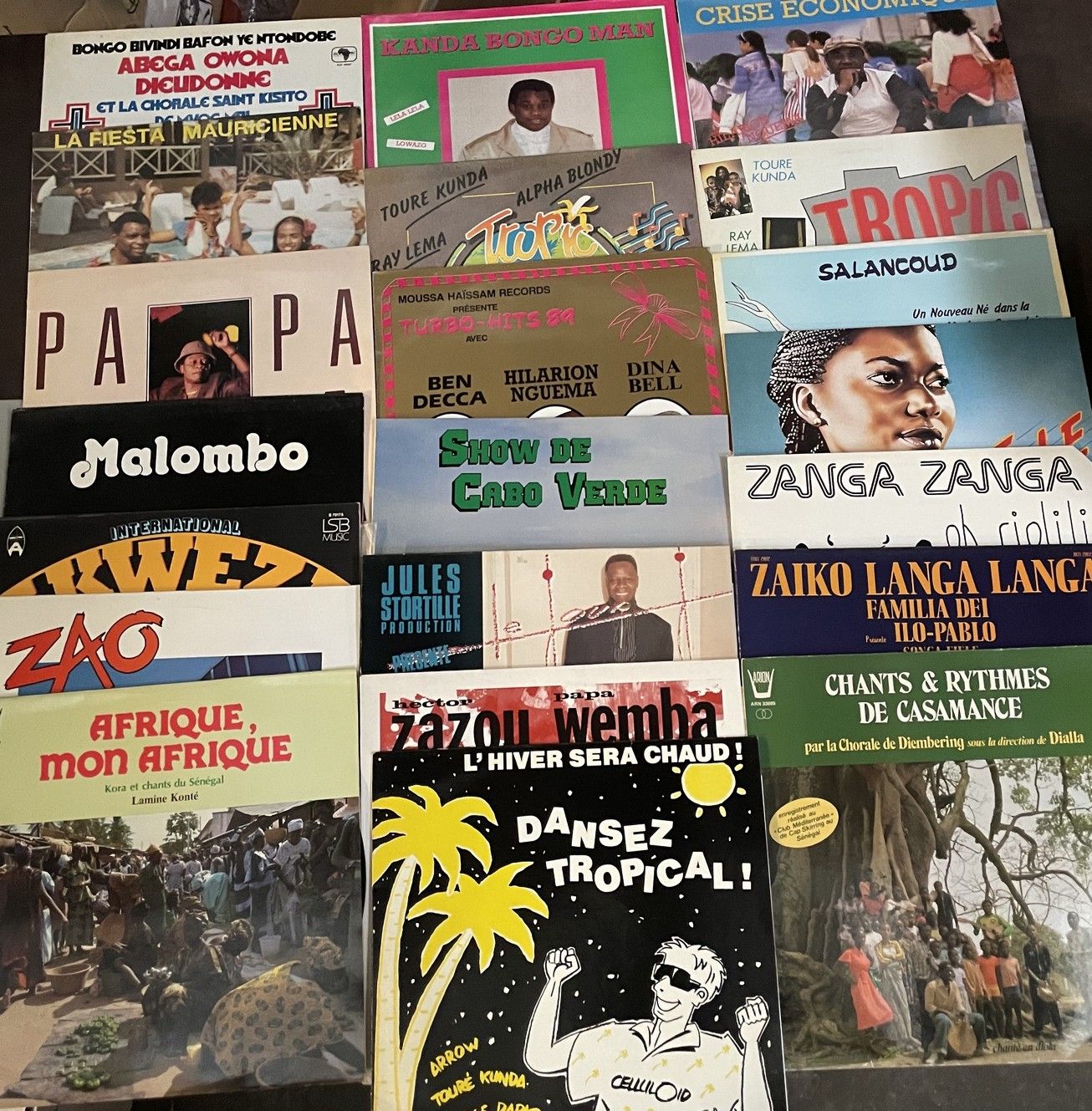 Musiques du Monde Ving-et-un disques 33 T - Musique antillaise/africaine

VG+ à &hellip;