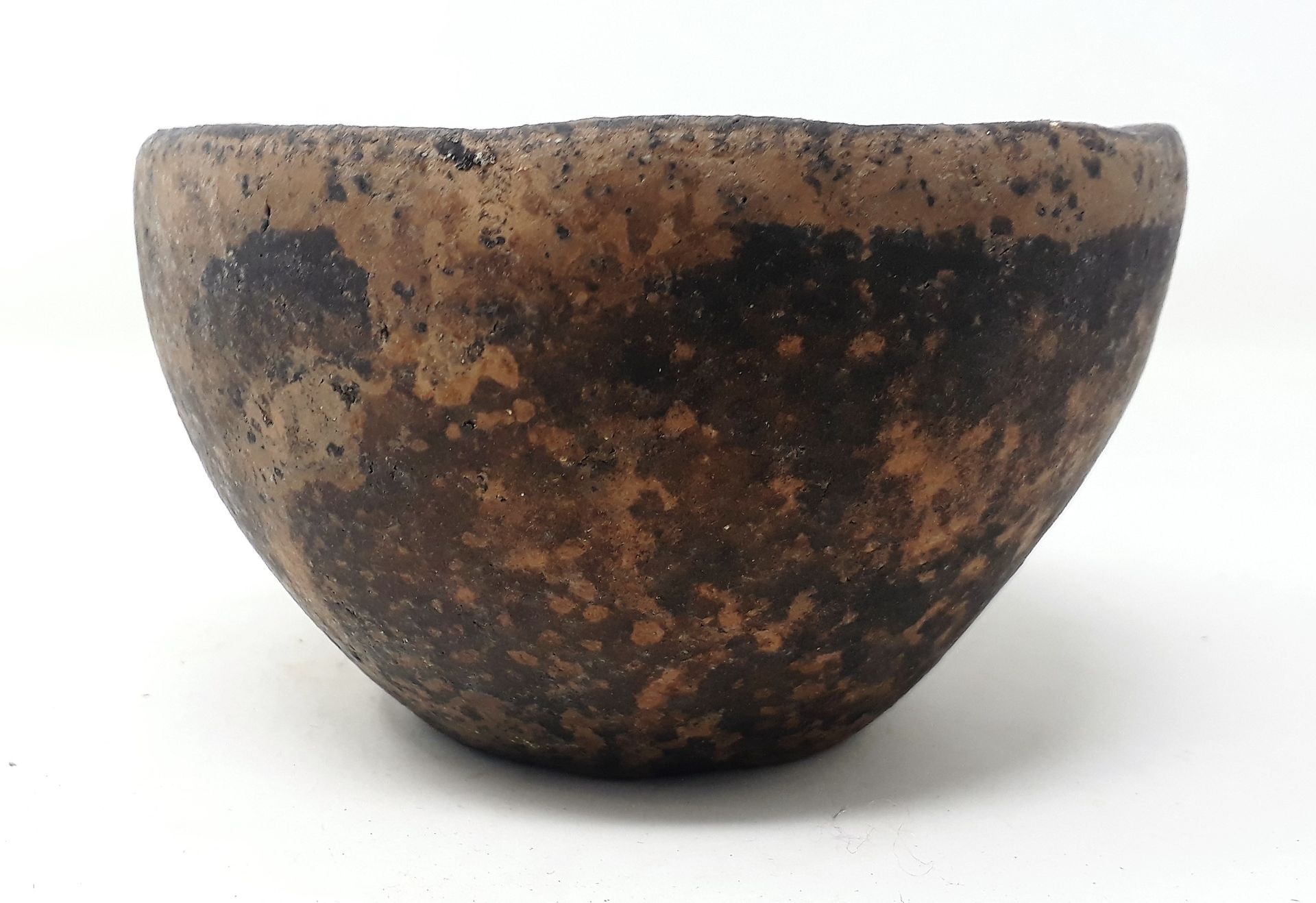 Null 蓓蕾塔（BELESTA）

陶器碗，脚跟下有压印，编号383

直径：11.5；高：7厘米