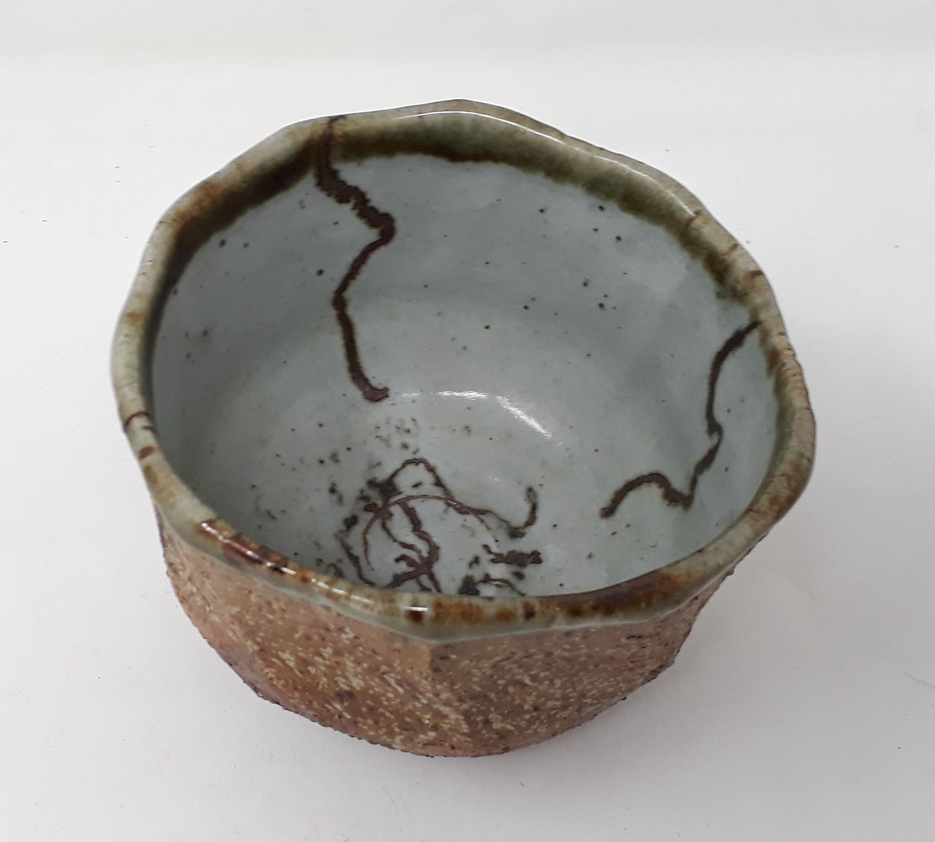 Null SIGNORET Jean-Claude

Stoneware rim pot with brown decoration, n°196 under &hellip;