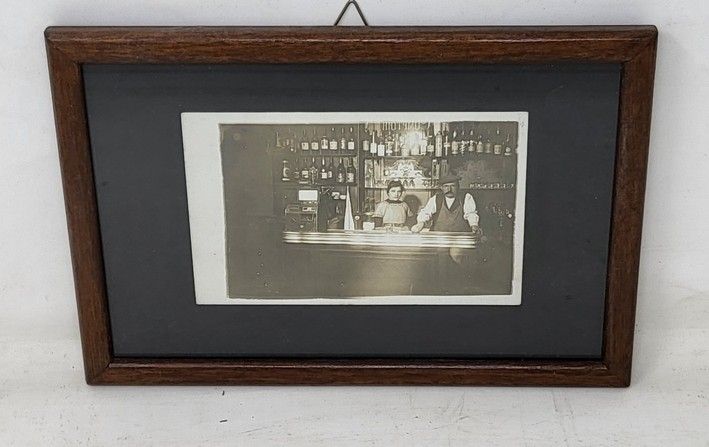 Null In a box:

Reproduction of an old photo representing bar tenders

Coaster: &hellip;