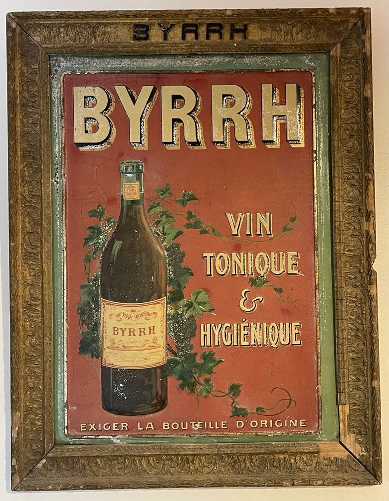 Null Emailliertes Schild "Byrrh".

20. Jahrhundert

In seinem Rahmen aus vergold&hellip;
