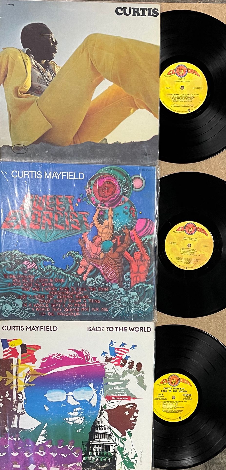 Null Trois disques 33T - Curtis Mayfield

Pressages américains

VG+ à EX; VG+ à &hellip;