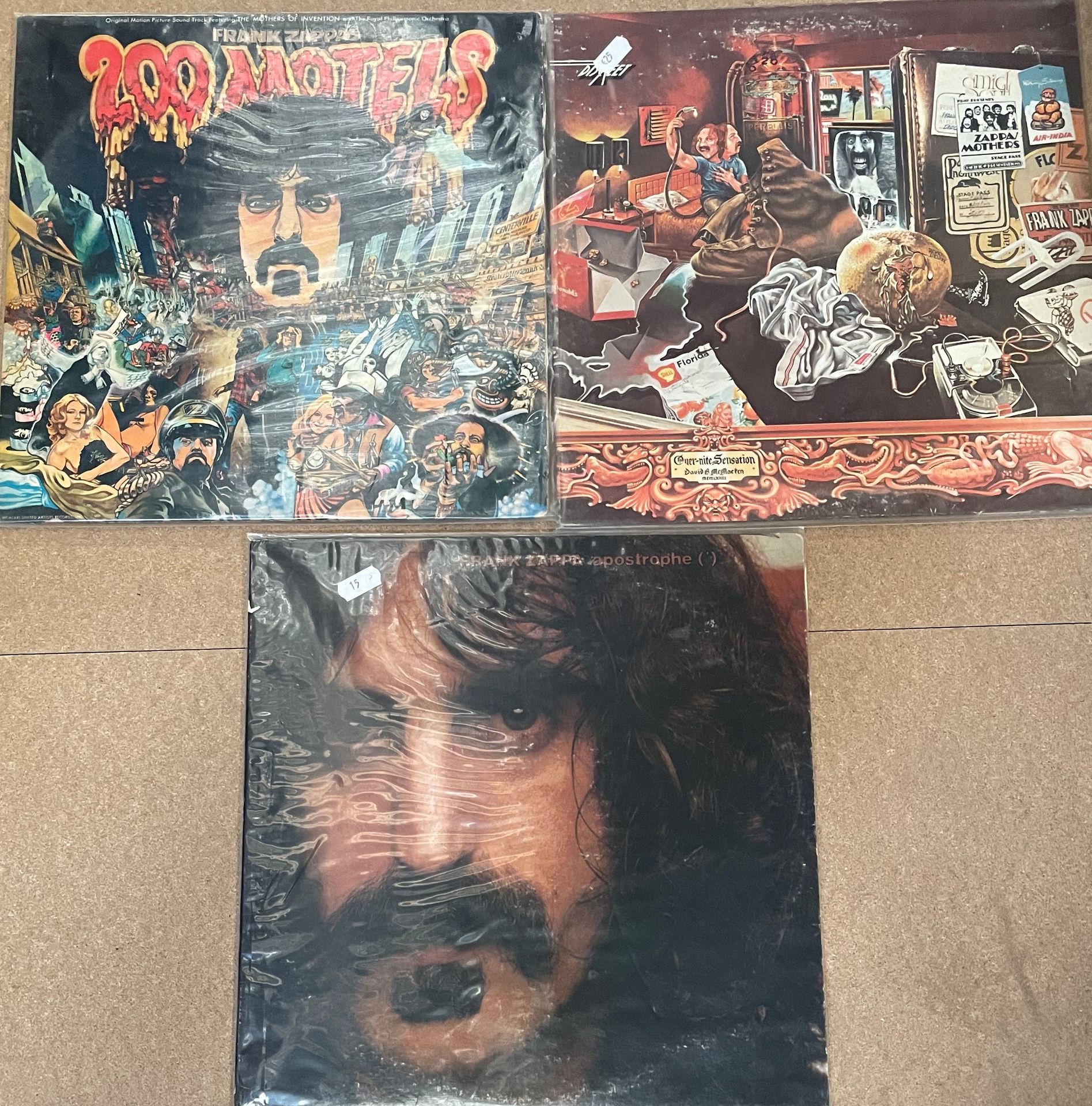 Null Trois disques 33T - Frank Zappa

dont pressages américains

VG à VG+; VG à &hellip;