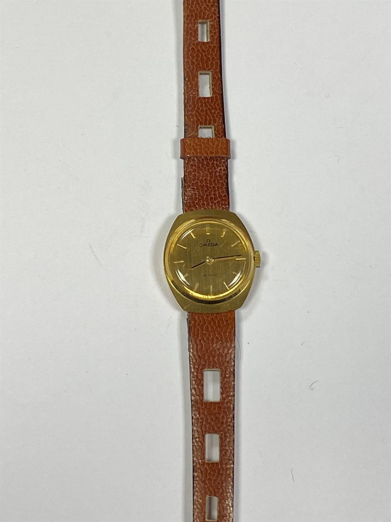 Null OMEGA : BOITIER de montre en or 18 K, le bracelet rapporté. PB. 9,60 g.