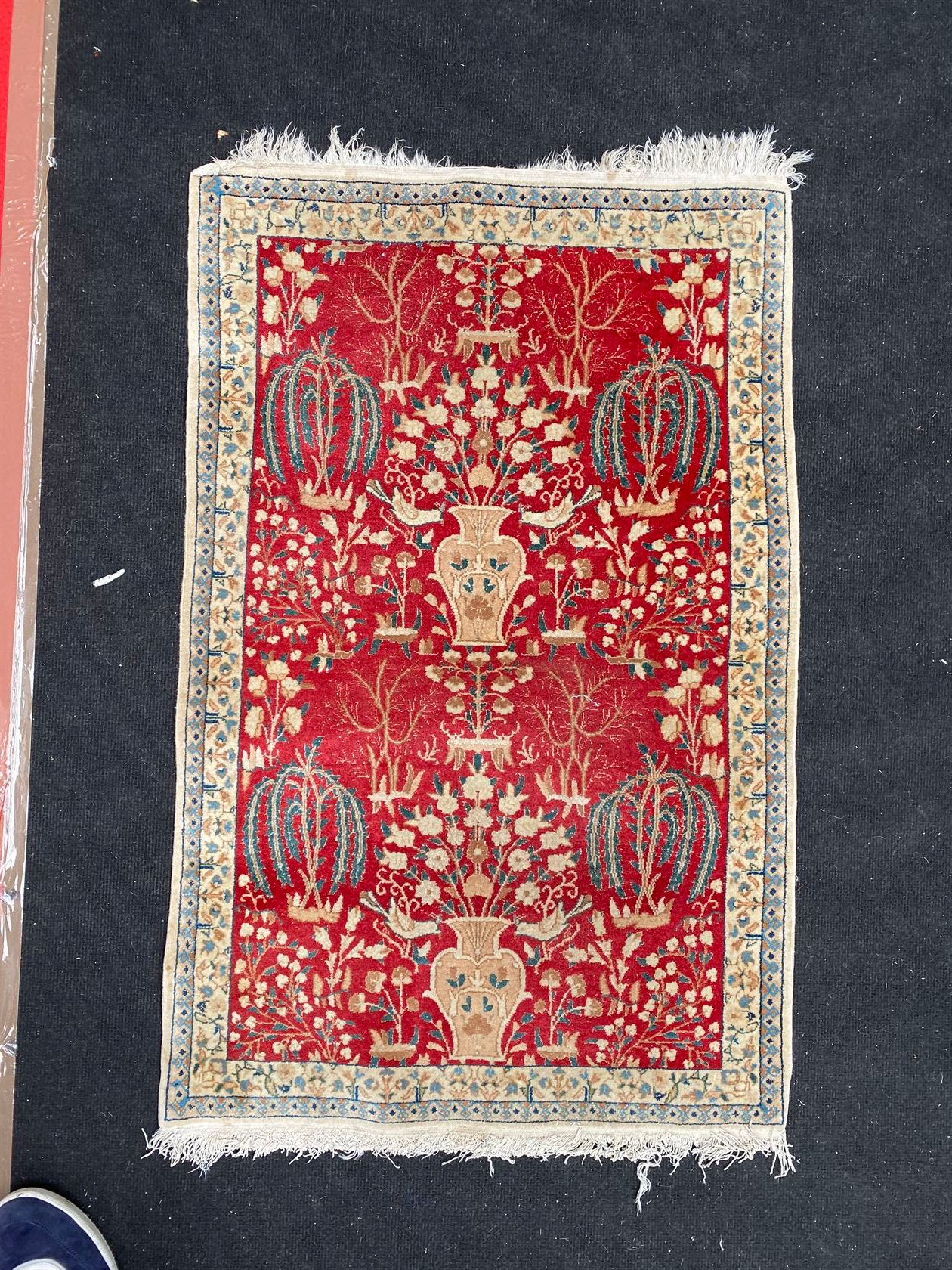 Null 羊毛和丝绸矮人地毯（棉质经线和纬线，羊毛和丝绸绒），波斯中部，约1940-1950年（状况良好） - 102 x 067