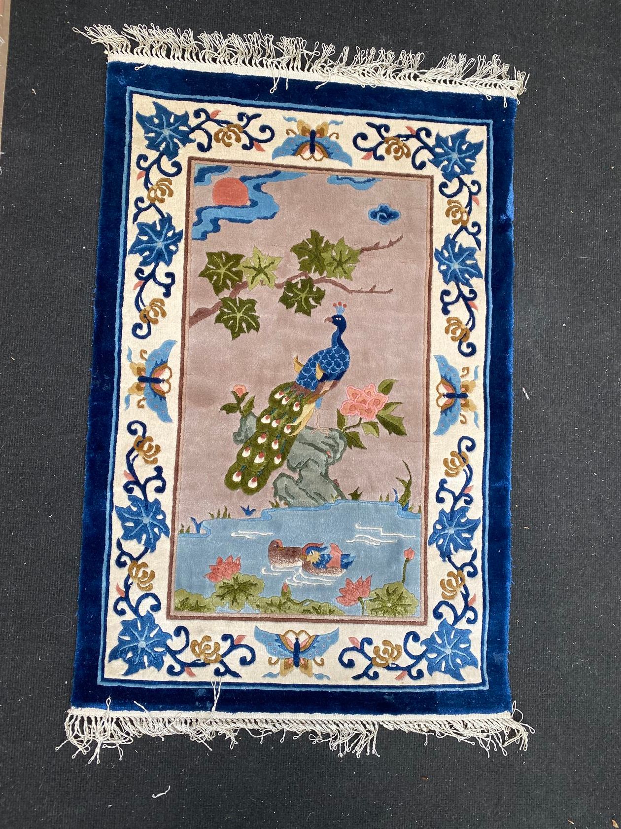 Null 可能在上海打结的中国丝毯（经线、纬线和丝绒），中国东部，约1930-1950年（状况良好）- 090 x 060。