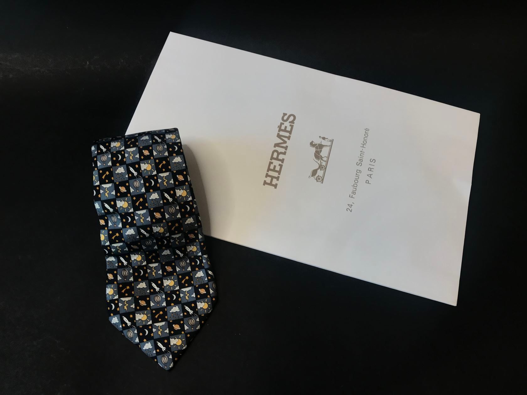 Null HERMÈS: Silk tie with astronomical motifs (rocket, my 209999olfière, shooti&hellip;