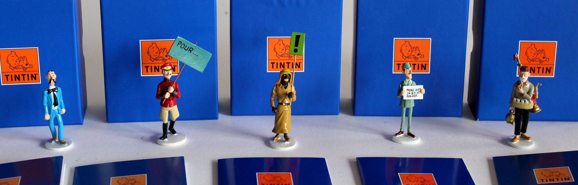 Null Lot de 5 figurines Moulinsart, TINTIN - Série : Carte de Vœux 1972, Matière&hellip;