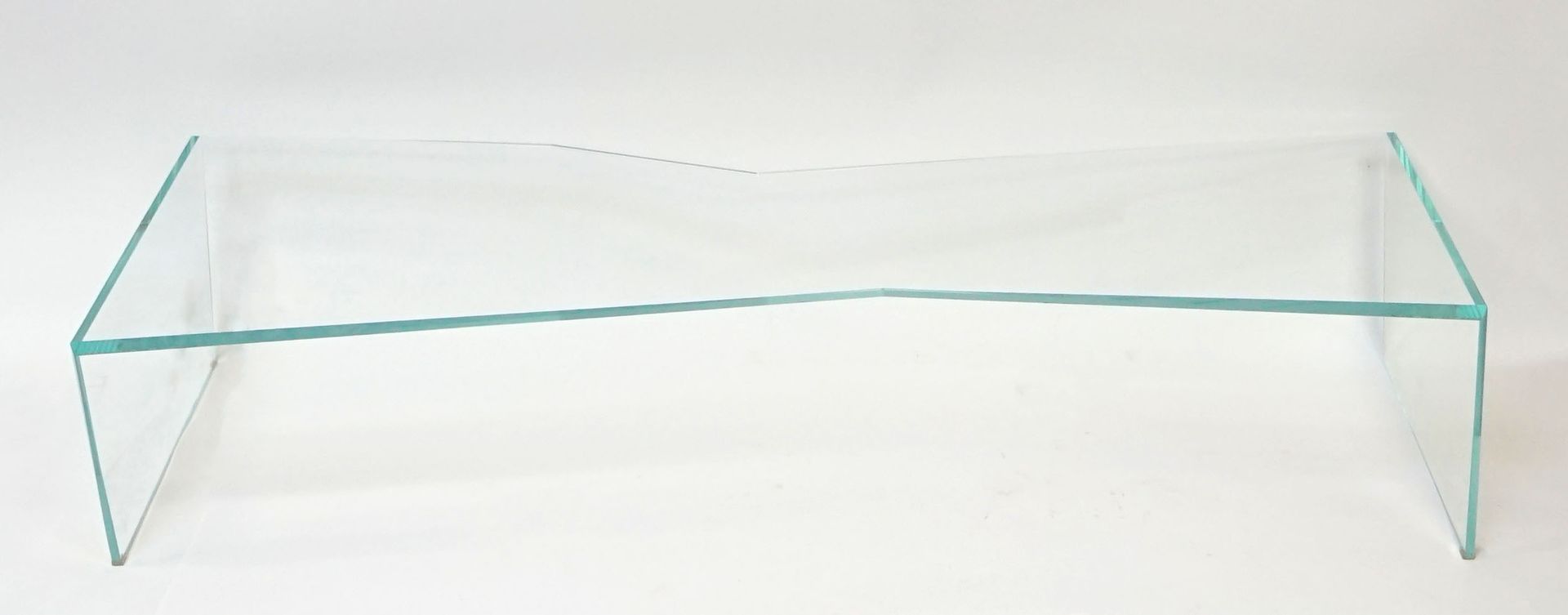 Null 
Victor CARRASCO für GLAS ITALIA TABLE BASSE aus Glas, die Platte ist einge&hellip;