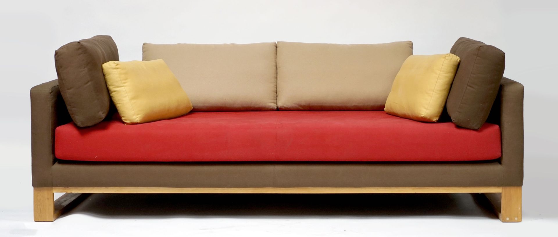 Null SENTOU Edition Gao沙发，橡木框架，米色和灰色布艺沙发，62 x 220 x 100厘米