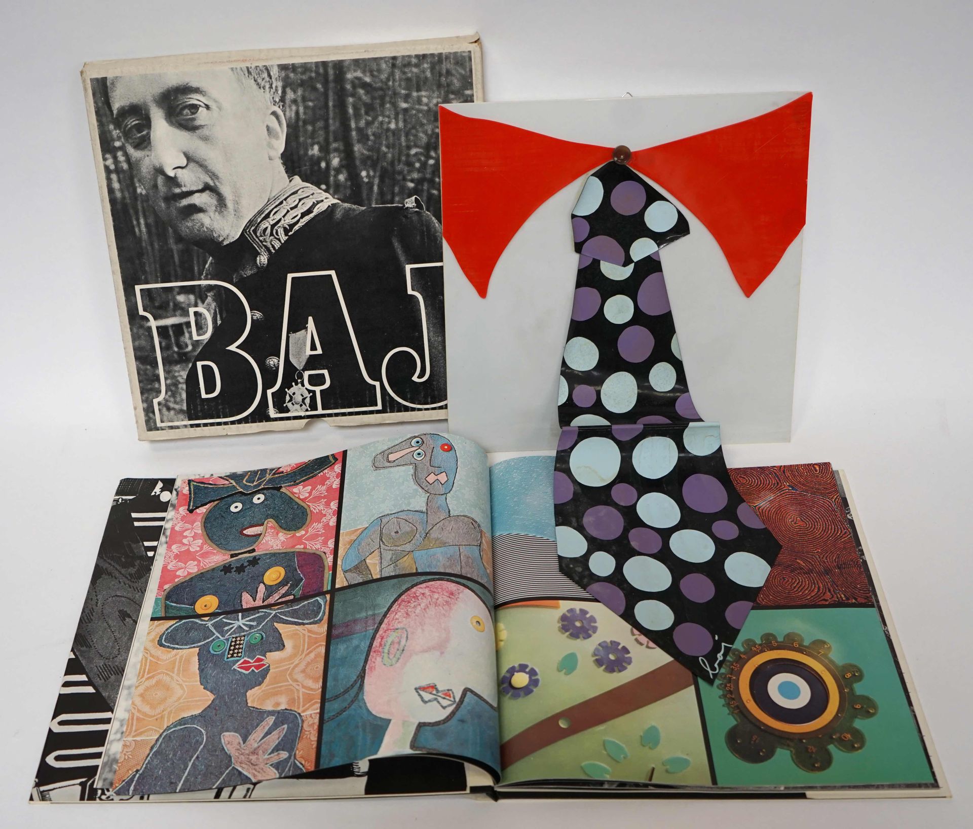 Null 
Enrico BAJ (1924-2003) La cravate 1968. Milan, édition Achille Mauri. Livr&hellip;