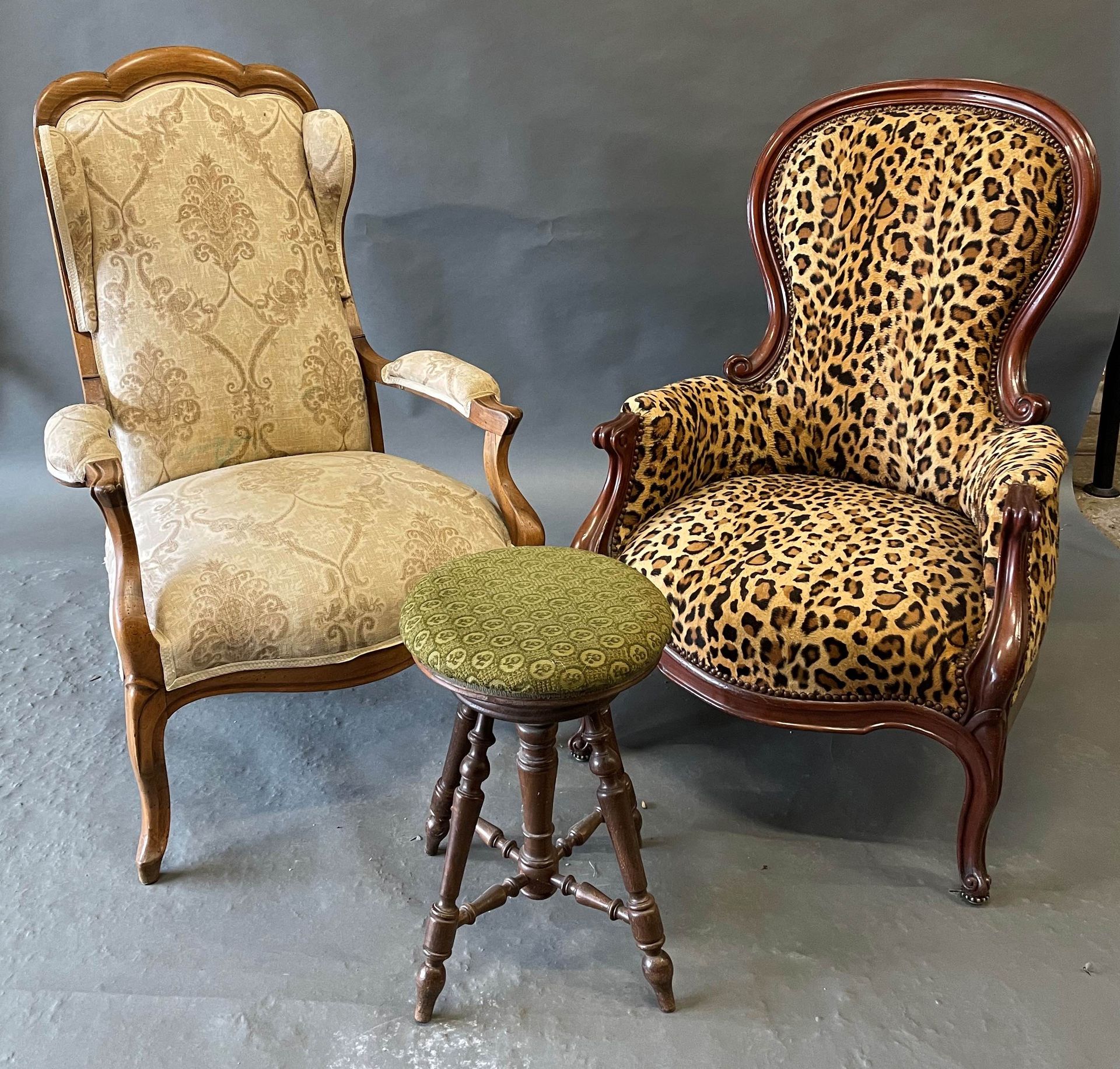Null Lot including: two armchairs, one with ears, the other in molded mahogany L&hellip;