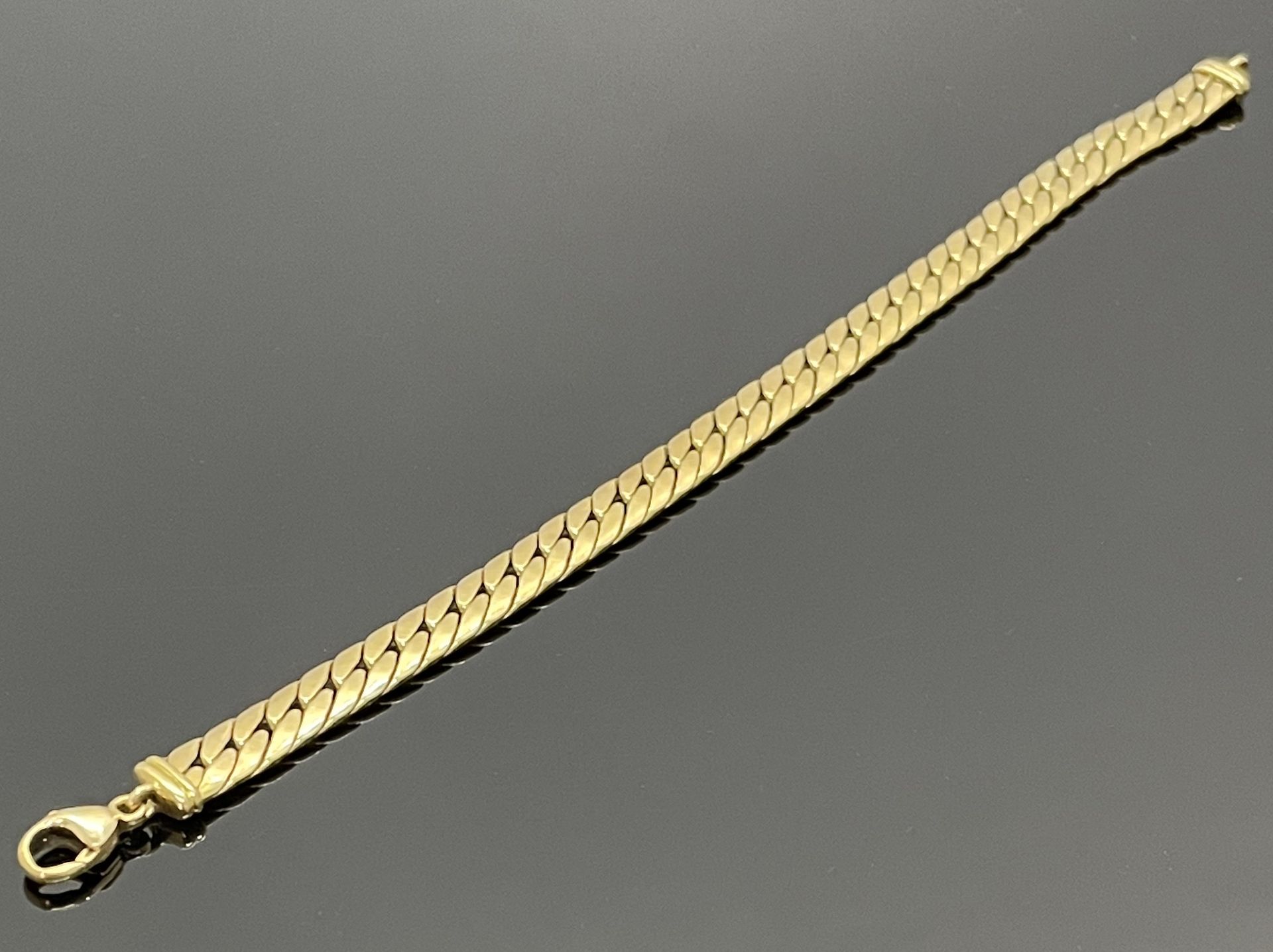 Null BRACELET flat curb chain in yellow gold 750 mils. Weight 10,73 g