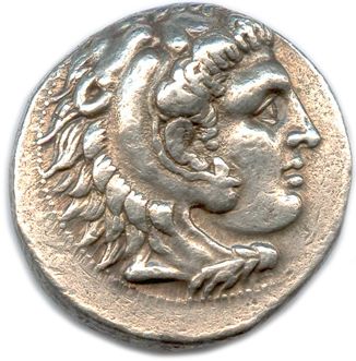 Null 马其顿王国-亚历山大三世大帝 336-323 亚历山大头像右，身披狮子皮。宙斯坐在左边，手持老鹰和权杖，喜鹊在凳子上休息。左边是王冠和王座下的 "我"&hellip;
