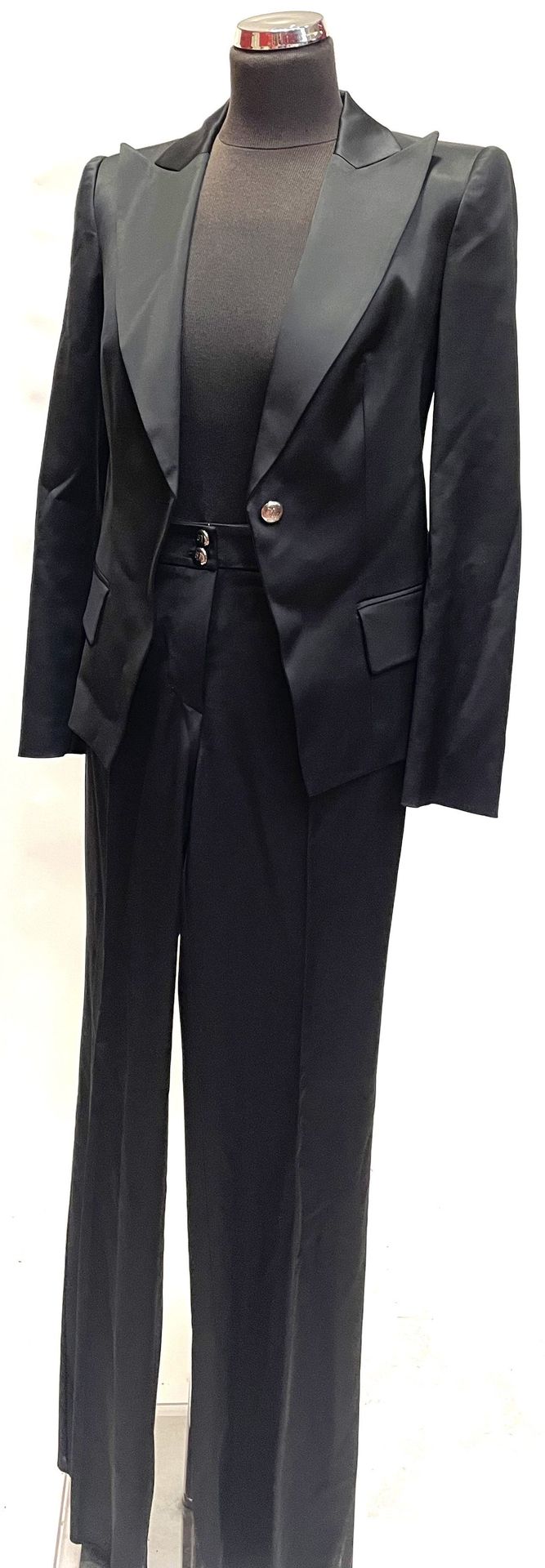 Null Giorgio ARMANI.女式羊毛粘胶和弹性纤维晚餐外套长裤，全新状态。尺寸42 意大利