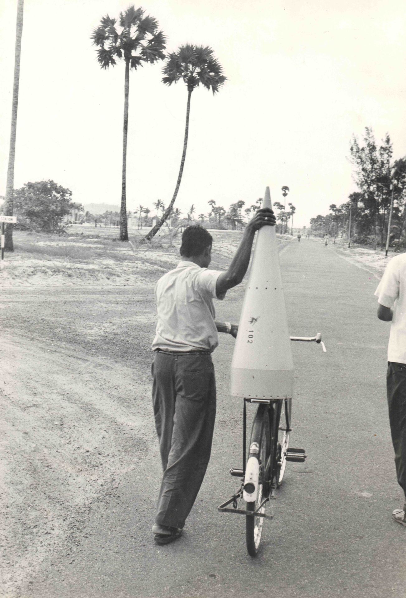 Null 
CARTIER-BRESSON HENRI (1908-2004). Stazione di lancio dei razzi equatorial&hellip;