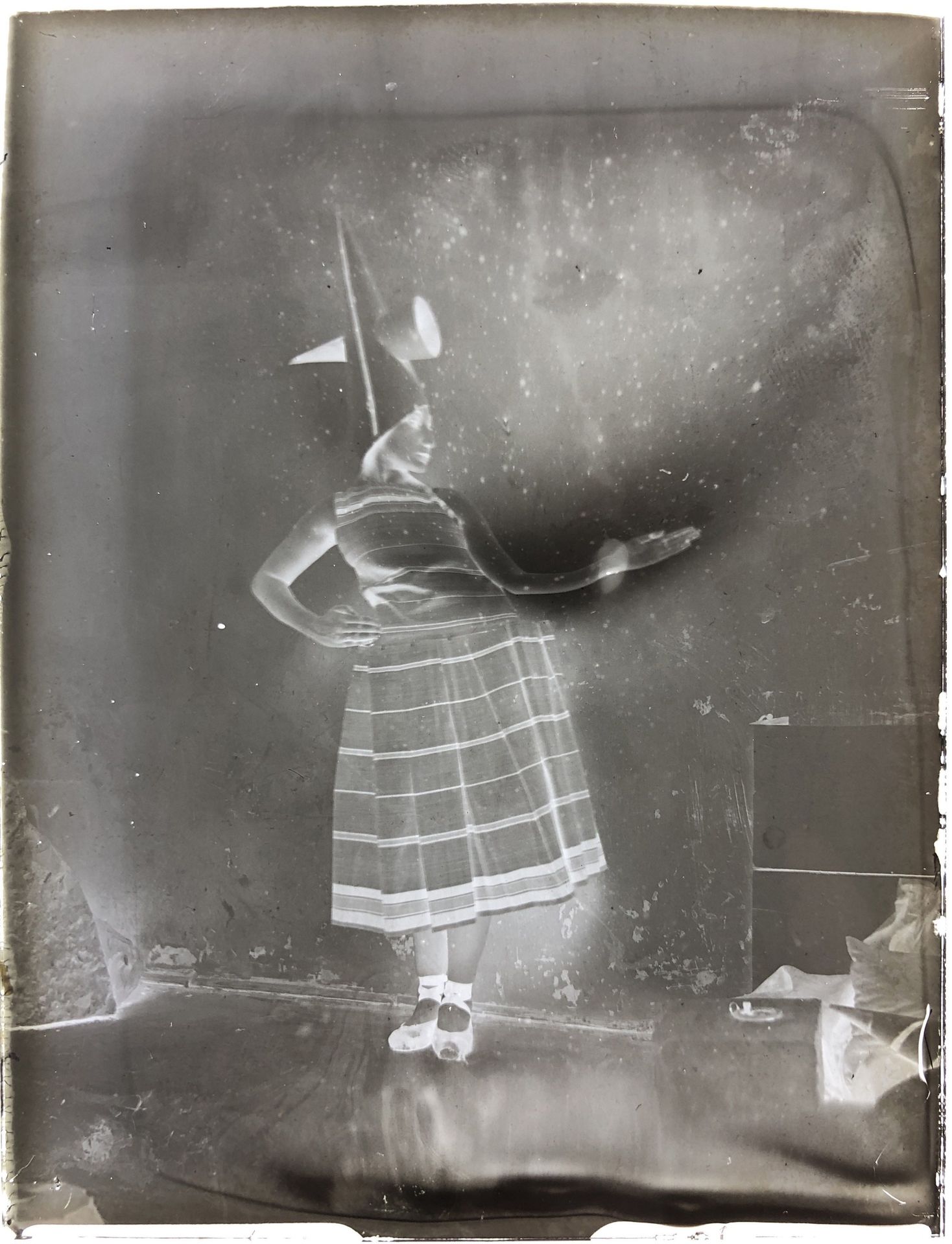 Null BRANCUSI CONSTANTIN (1876-1957). LIZICA CODREANU performing Erik Satie's Gy&hellip;