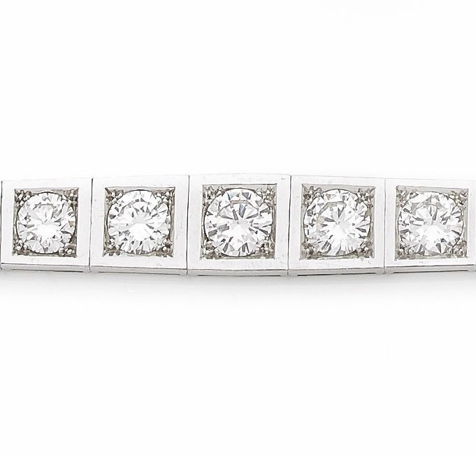 Null Beautiful line BRACELET in white gold and platinum set with falling diamond&hellip;