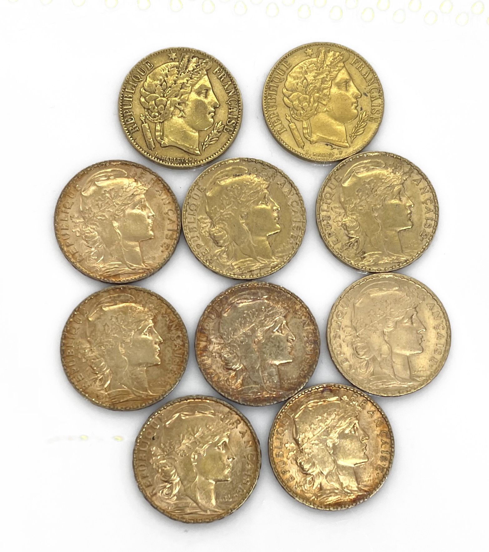 Null DIEZ monedas de oro de 20 francos, Marianne (8) y Cérès (2)
