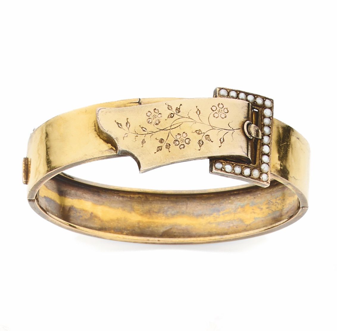 Null 黄金 "腰带 "手镯，花枝招展，模拟的扣子上镶嵌着珍珠。19世纪晚期作品 重量16克