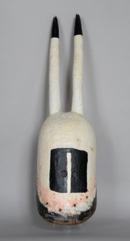 Null BURKINA-FASO 

Masque en bois à peinture blanche et noire 

XXe dans le sty&hellip;