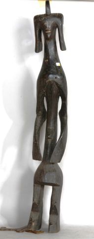 Null NIGERIA 

Statue en bois sculpté patine noire

XXe, dans le style des MUMUY&hellip;