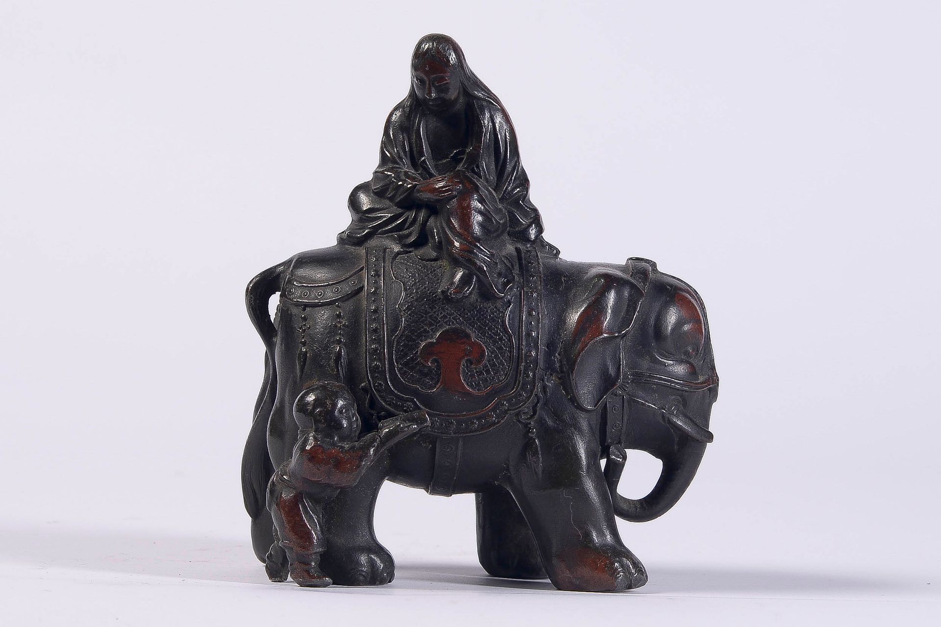 Null Personnage sur son éléphant en bronze, Chine ou Japon, fin du XIXème siècle&hellip;