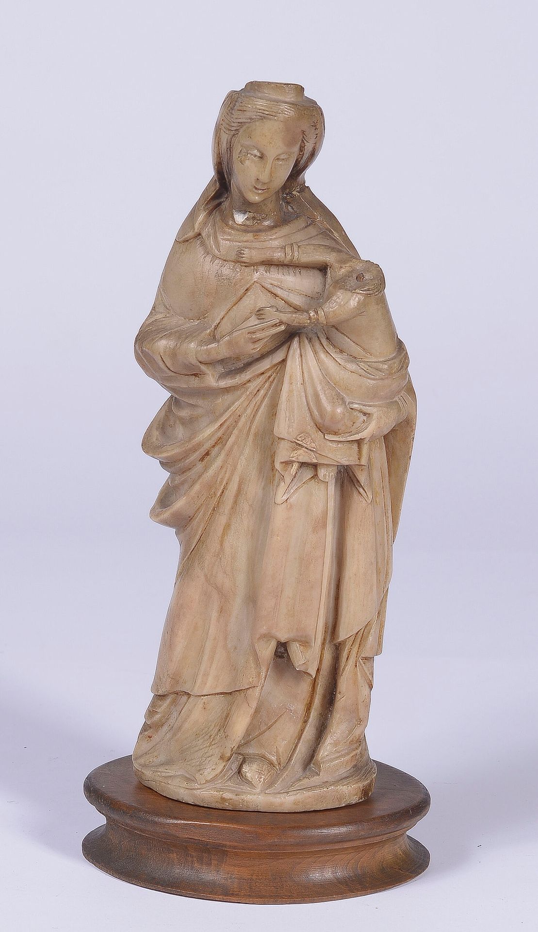 Null Vierge à l'Enfant, en albâtre sculpté, dos ébauché, d’après le modèle de Tr&hellip;