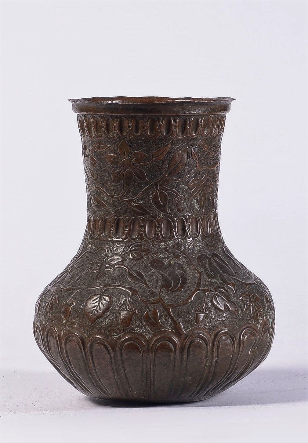 Null Copper vase with embossed decoration of oak leaves, acorns and bird, the bo&hellip;