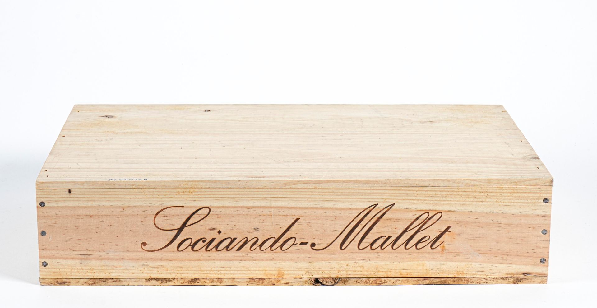 Null 6 B CHÂTEAU SOCIANDO-MALLET (original wooden case) Haut-Médoc 2007