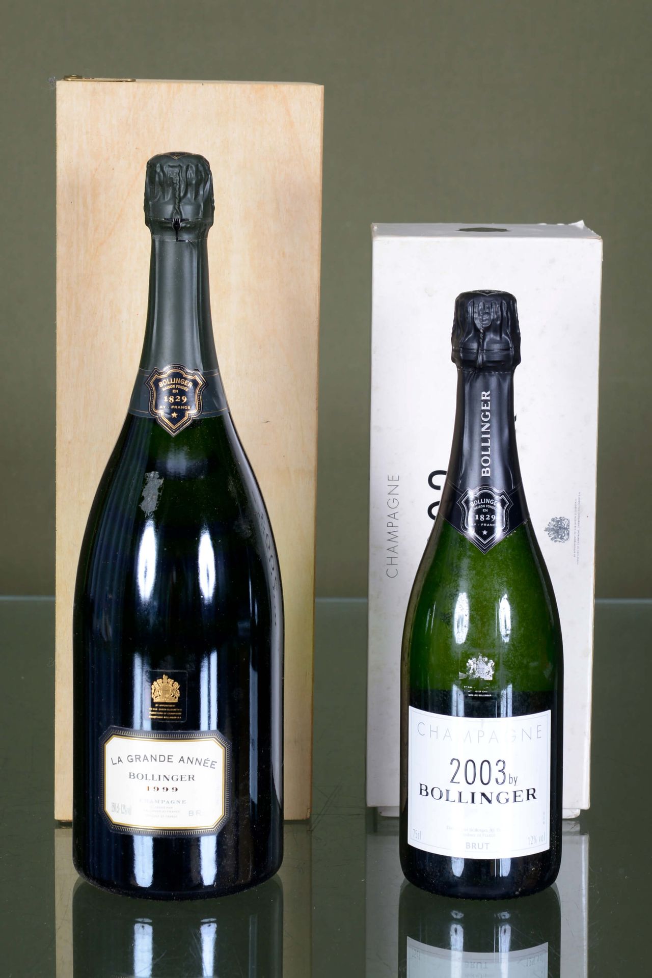 Bollinger, champagne 马格南，伟大的一年，1999年 木箱



还包括。

布林格香槟，1瓶，2003年，装在盒子里