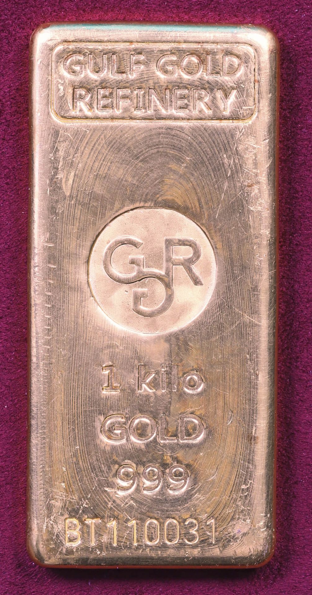 Null Lingot En or (999‰)

Gulf gold refinery

Numéroté BT110031

Poids 998 g 

A&hellip;