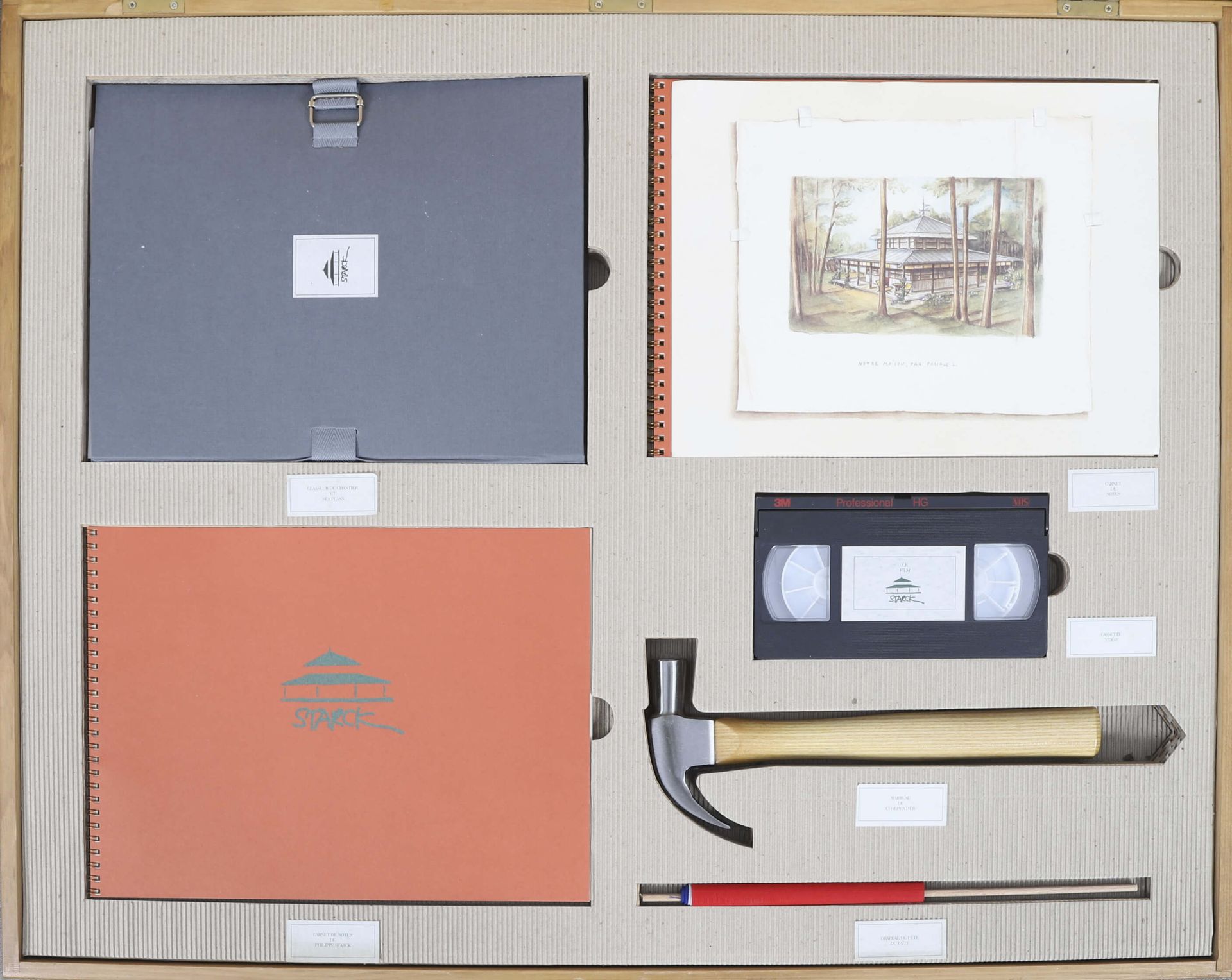 Philippe Starck (né en 1949) pour les 3 Suisses 斯塔克1994年版Maison 3 Suisses旅行箱，装在轻&hellip;
