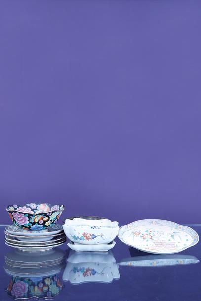 Arts d’Asie Arts d’Asie

Manette



Ensemble de plats en porcelaine, céramique o&hellip;