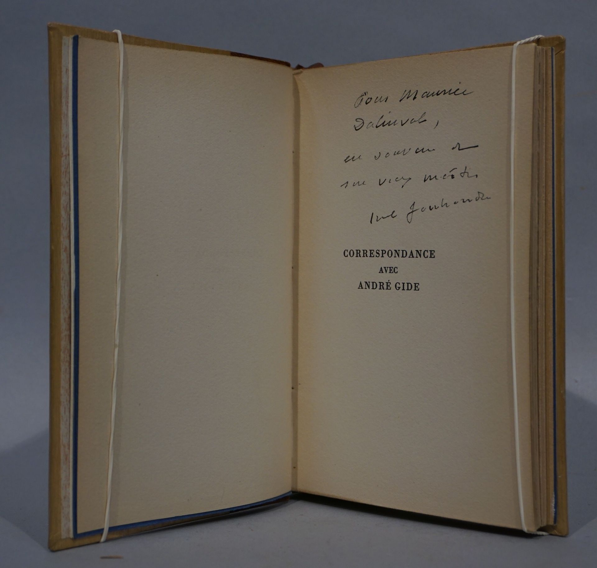 Null JOUHANDEAU（马塞尔）。与安德烈-纪德的通信。巴黎，Marcel Sautier，1958年，12开本，半排版，书脊有棱角，封面和书脊保存。(&hellip;