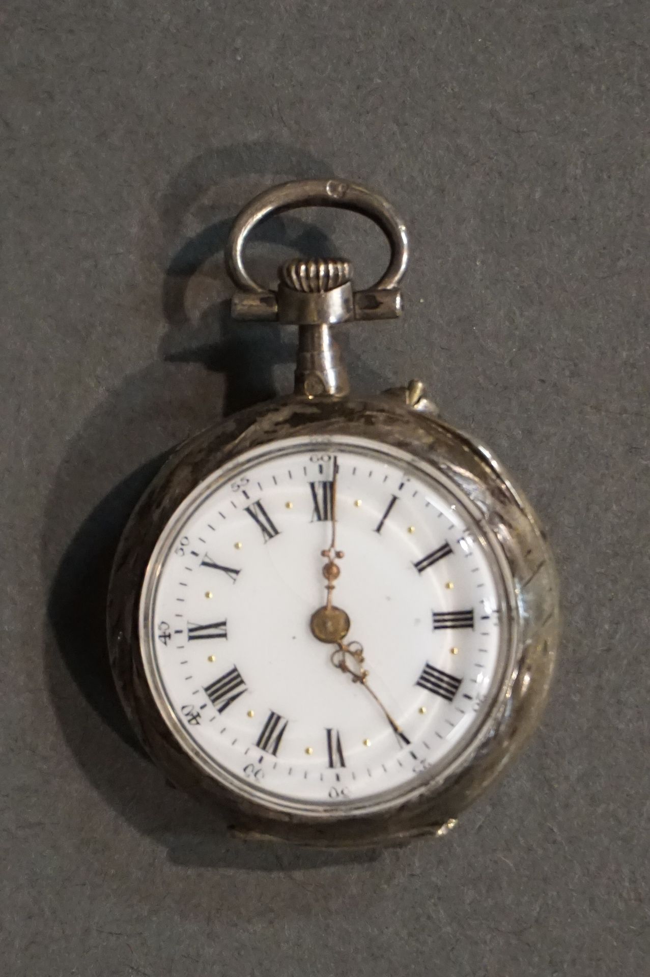 MONTRE DE COL Silver collar watch (Gross weight: 11,4grs)
