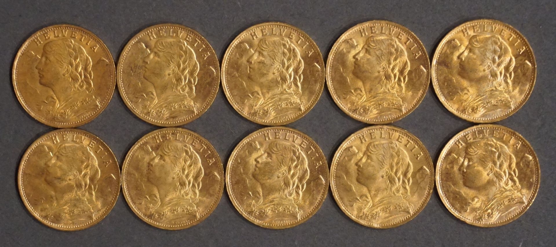 Null Zehn Münzen von Zwanzig Schweizer Franken aus 64 g Gold