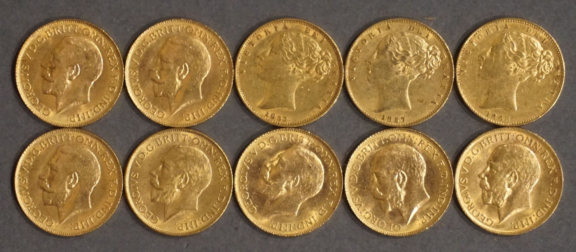 Null Diez soberanos británicos en oro de 80 grs.