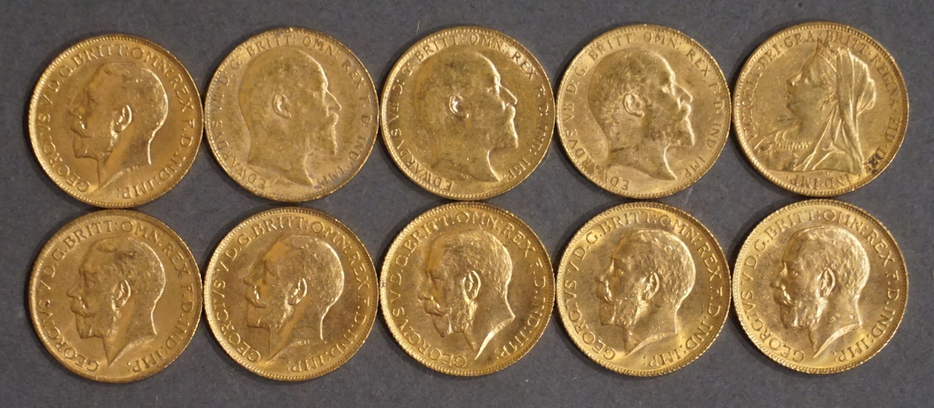 Null Ten British sovereigns in gold 80 grs