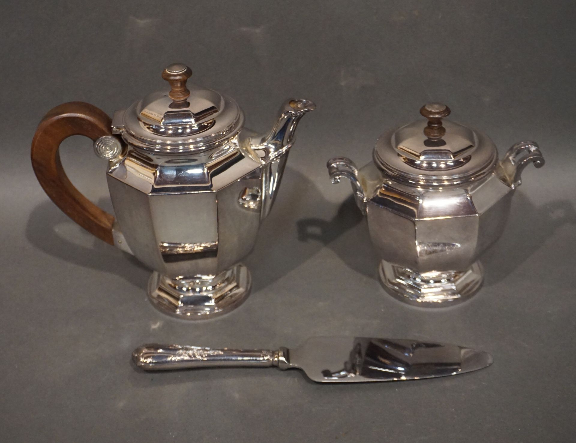 CHRISTOFLE Teapot, sugar bowl and pie server in silver plated metal. CHRISTOFLE