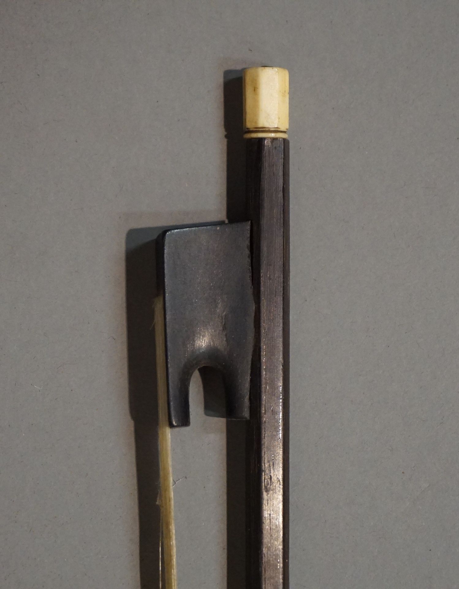 Null 弓箭手。19世纪晚期。铁质木材。74厘米。专家：让-弗朗索瓦-拉芬