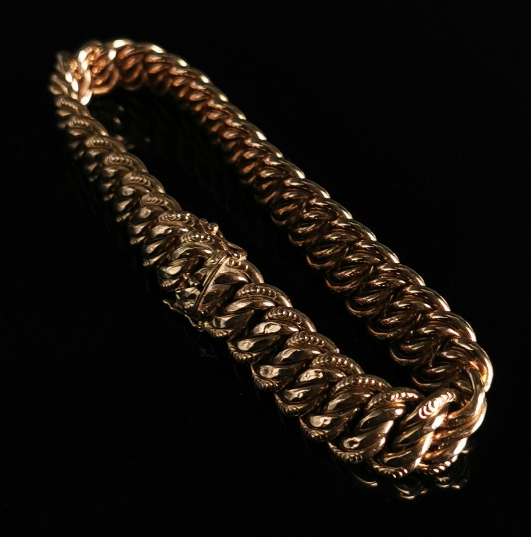 Null Bracelet en or jaune, maille américaine. 

L_23,5 cm. 

Poids : 41,10 gramm&hellip;