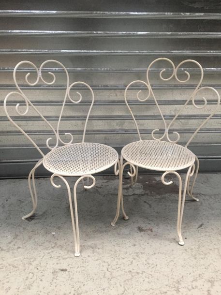 Null Two garden chairs in cream lacquered iron in the taste of MATEGO. We join t&hellip;