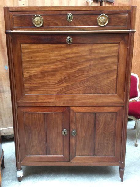 Null Fruitwood secretary opening with a drawer in the upper part, a flap conceal&hellip;