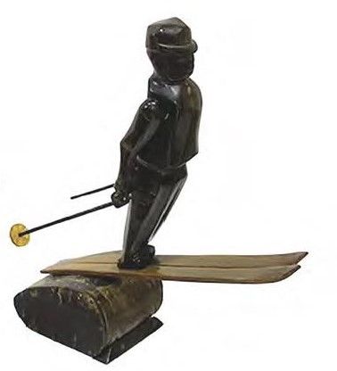 Null 20世纪的学校

滑雪者。

牛角的雕塑。

高度：32厘米。高32厘米。