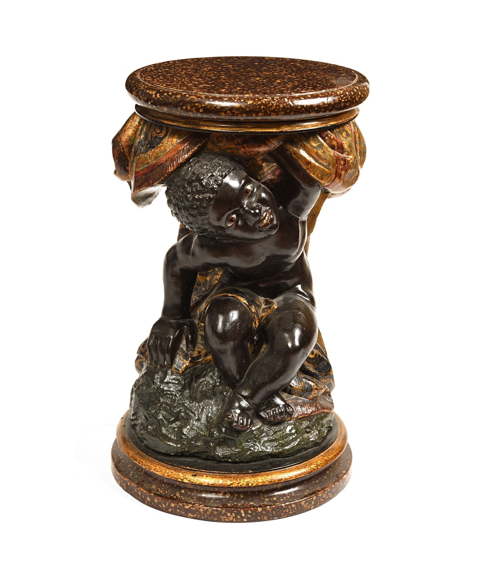 Null 代表摩尔人的木雕和彩绘凳子。意大利，19世纪末。高度：49厘米 - 直径：28厘米
