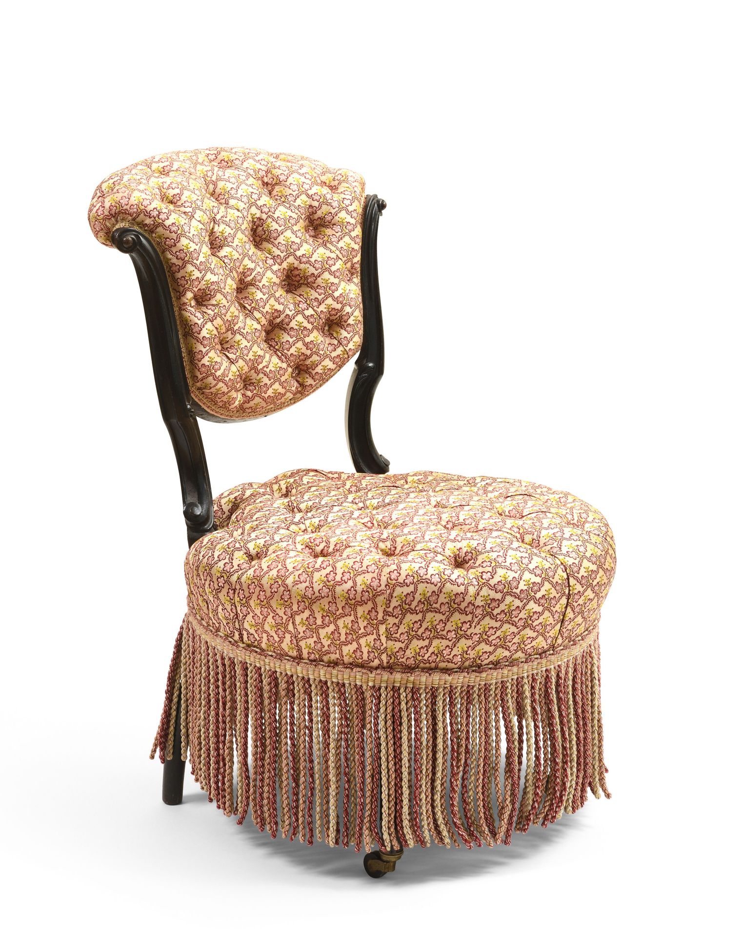 Null 发黑的木质扶手椅，有软垫。红色和米色的花布装饰。拿破仑三世时期。高度：73厘米 - 宽度：46厘米 - 高度：43厘米